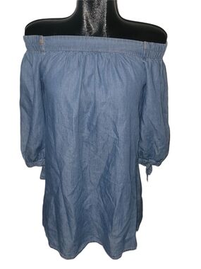 Light Blue Denim Look Off-Shoulder Cropped Sleeve Chambray Tunic Size M